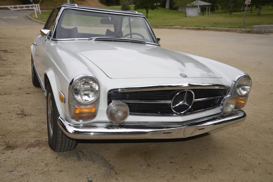  Mercedes-Benz 280 SL (W113) 1970 года  (EU) (фото 19 из 74)